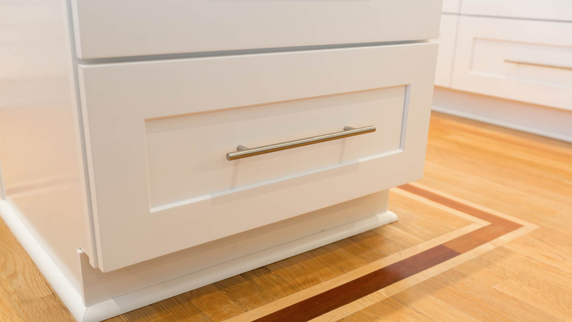 Bradley Creek Custom Kitchen - Cabinet Pulls